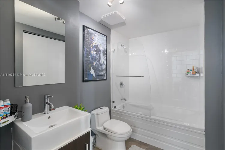 Neo Vertika #2920 image #14