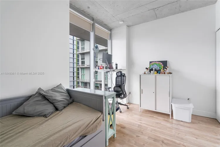 Neo Vertika #2920 image #24