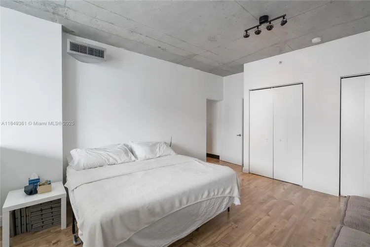 Neo Vertika #2920 image #29