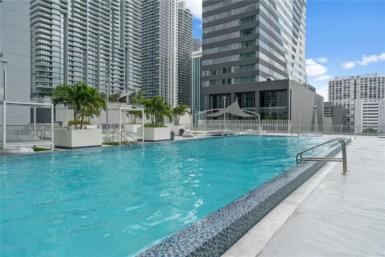 Neo Vertika #2920 image #40