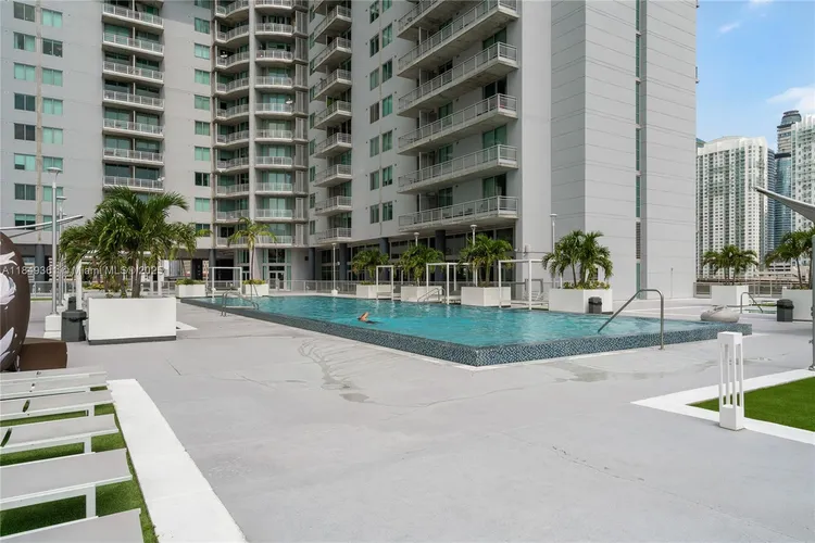 Neo Vertika #2920 image #41