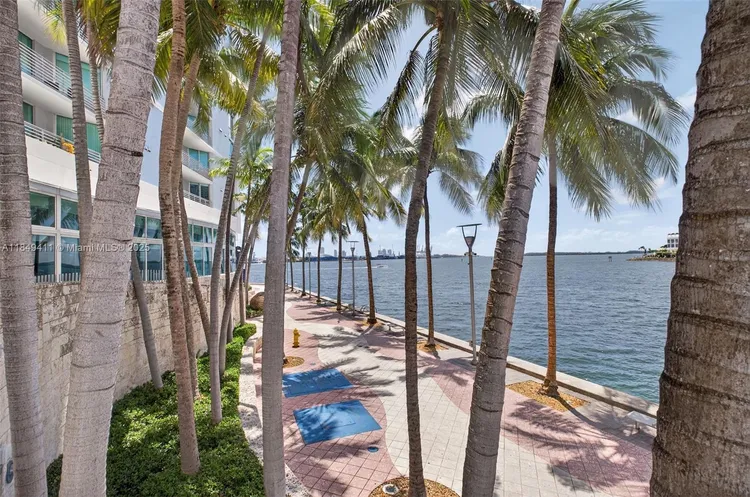 One Miami #3501 image #18