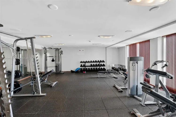 One Miami #3501 image #29