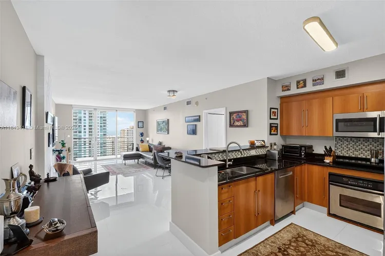 One Miami #3501 image #9