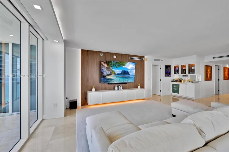 The Beach Club III #2601 image #13