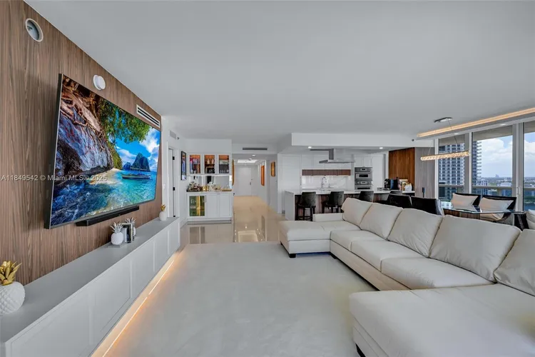 The Beach Club III #2601 image #15