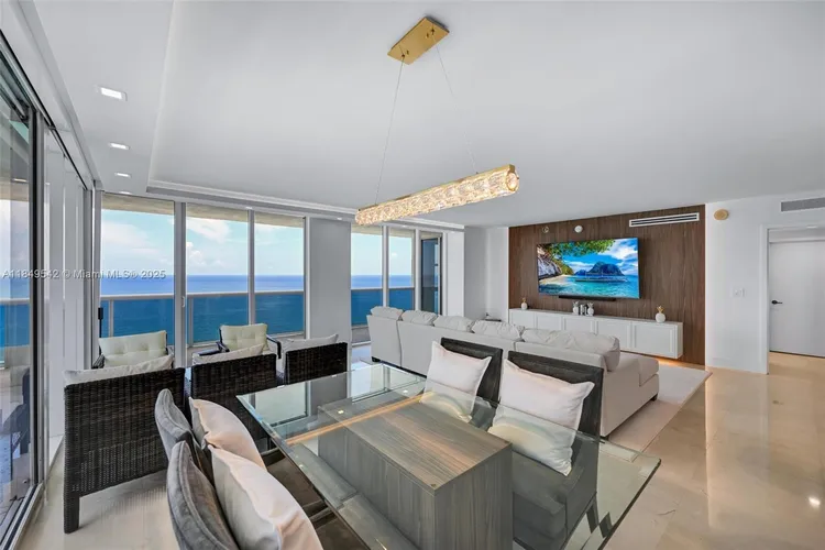 The Beach Club III #2601 image #16