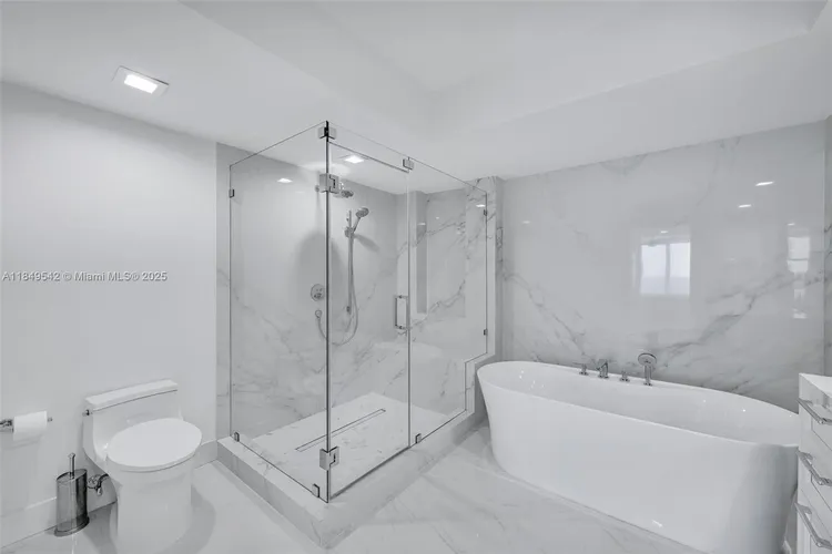 The Beach Club III #2601 image #24