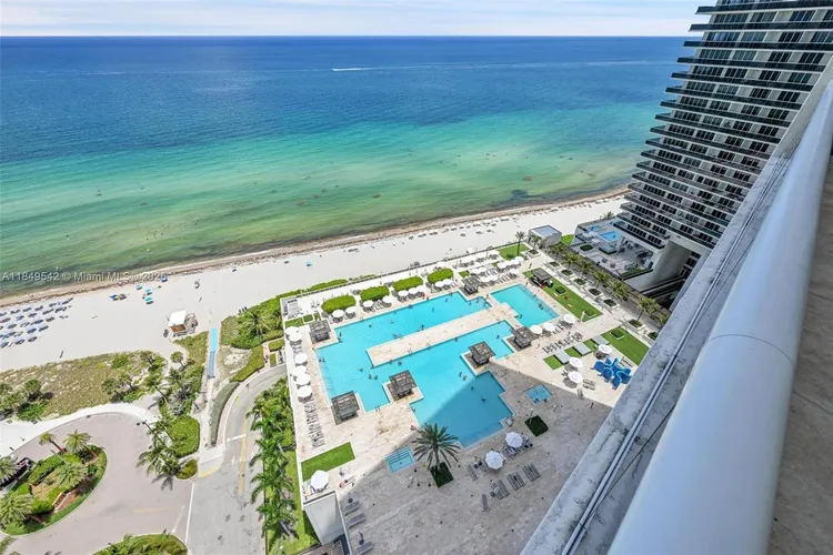 The Beach Club III #2601 image #35