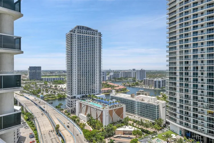 The Beach Club III #2601 image #41