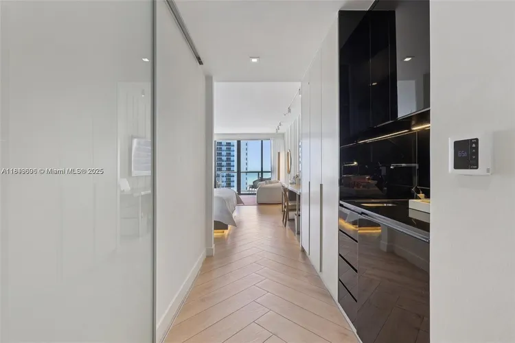 W South Beach #1213 image #15