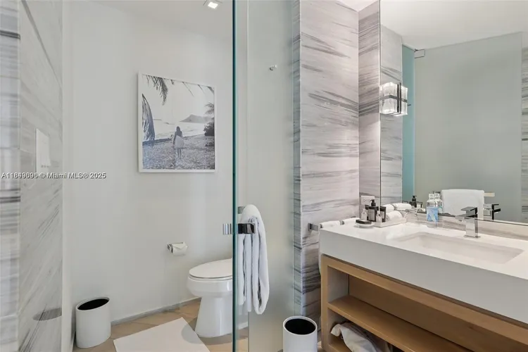 W South Beach #1213 image #8