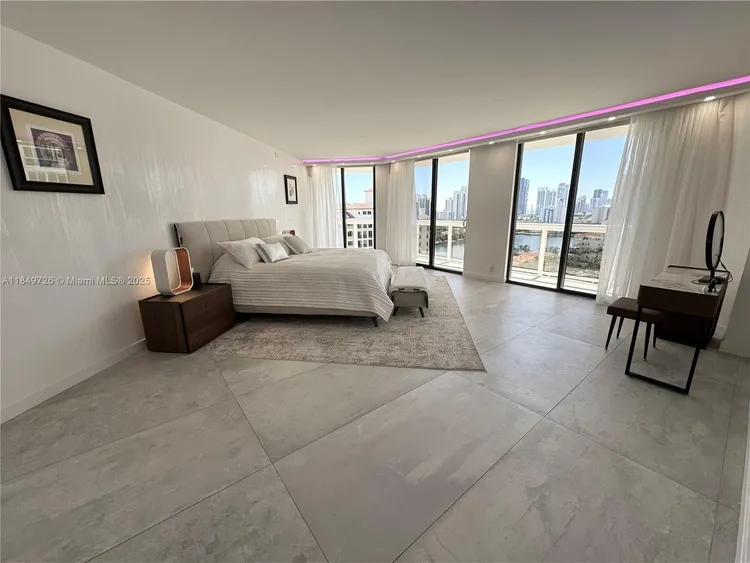 The Landmark #1701 image #21