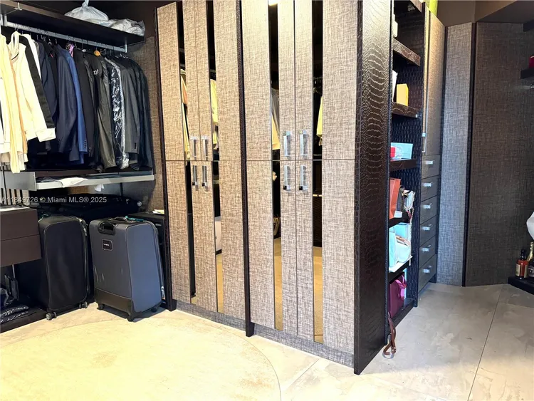 The Landmark #1701 image #23