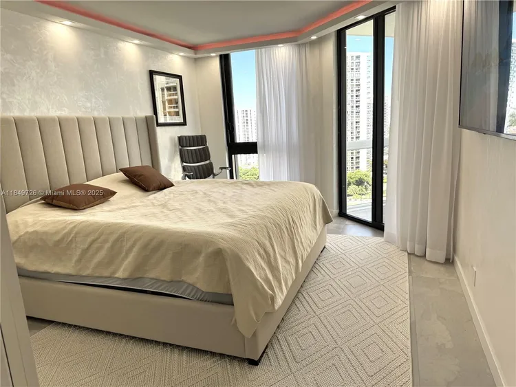 The Landmark #1701 image #35