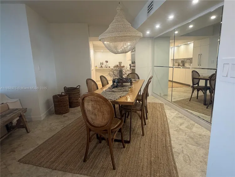 Towers of Key Biscayne #A404 image #16