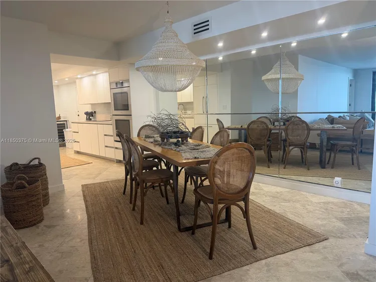 Towers of Key Biscayne #A404 image #17