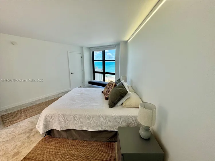 Towers of Key Biscayne #A404 image #36