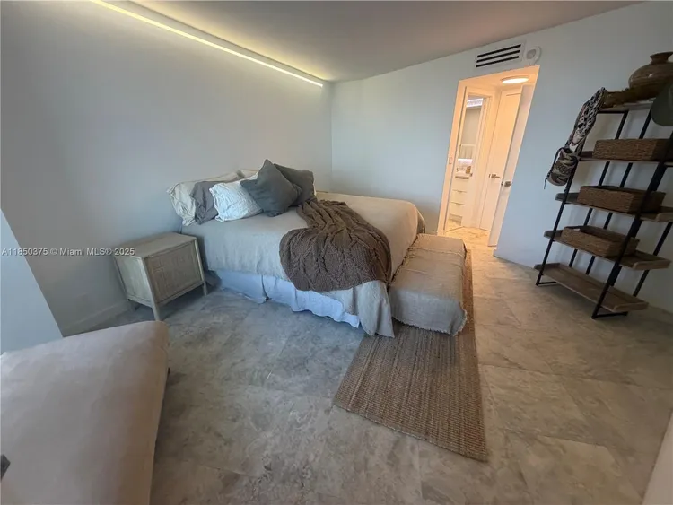 Towers of Key Biscayne #A404 image #39