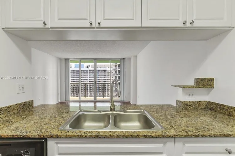 Bay Parc #34C image #6