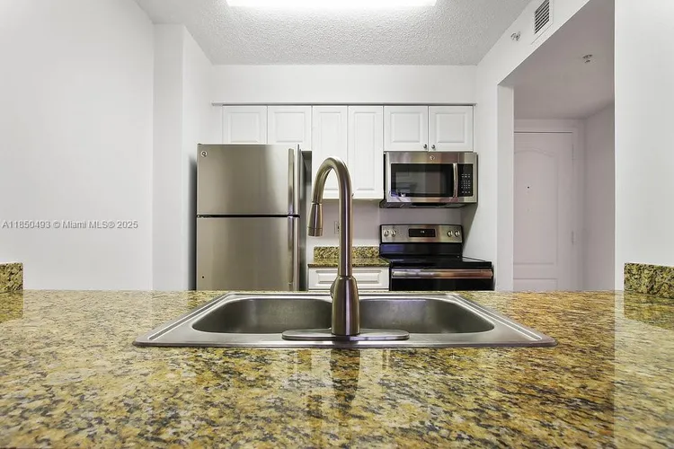 Bay Parc #34C image #7