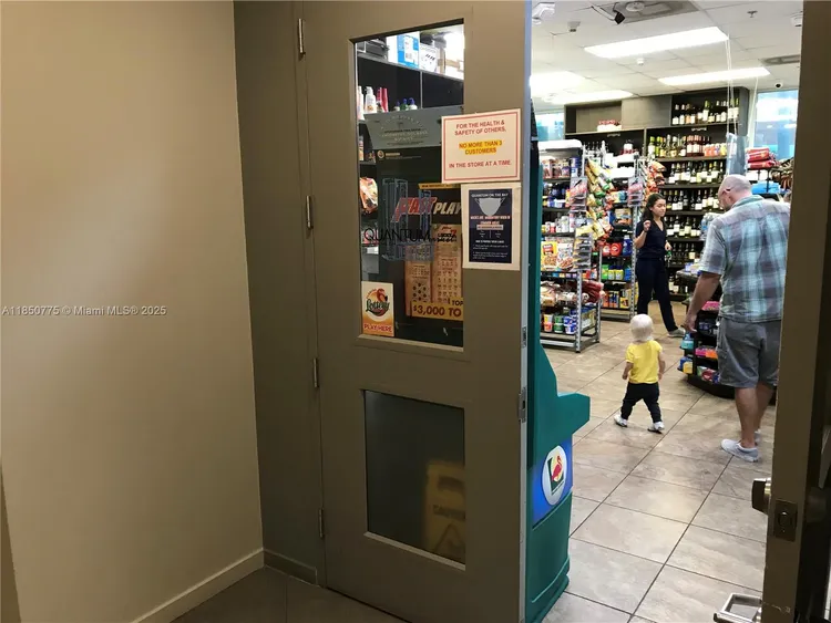 Quantum on the Bay #3617 image #38