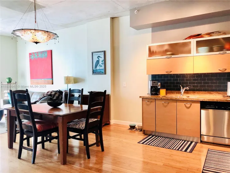 Uptown Lofts #808 image #13