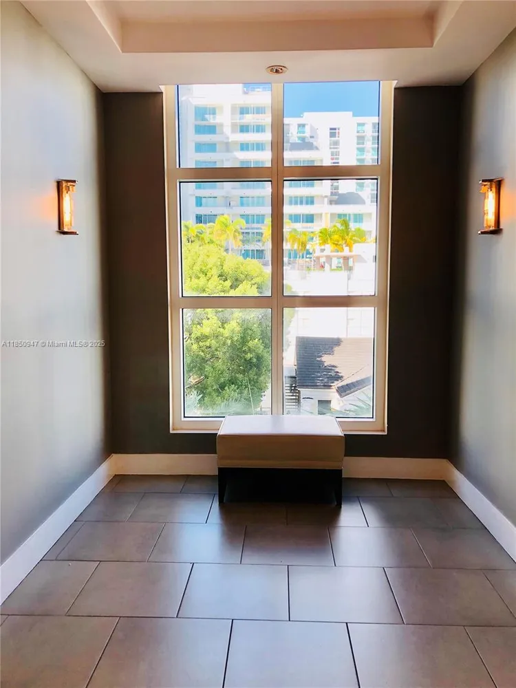 Uptown Lofts #808 image #15