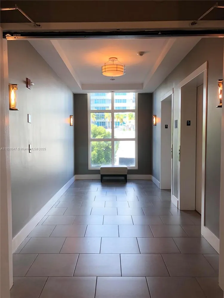 Uptown Lofts #808 image #16