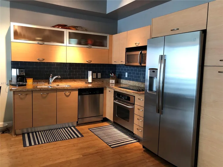 Uptown Lofts #808 image #18