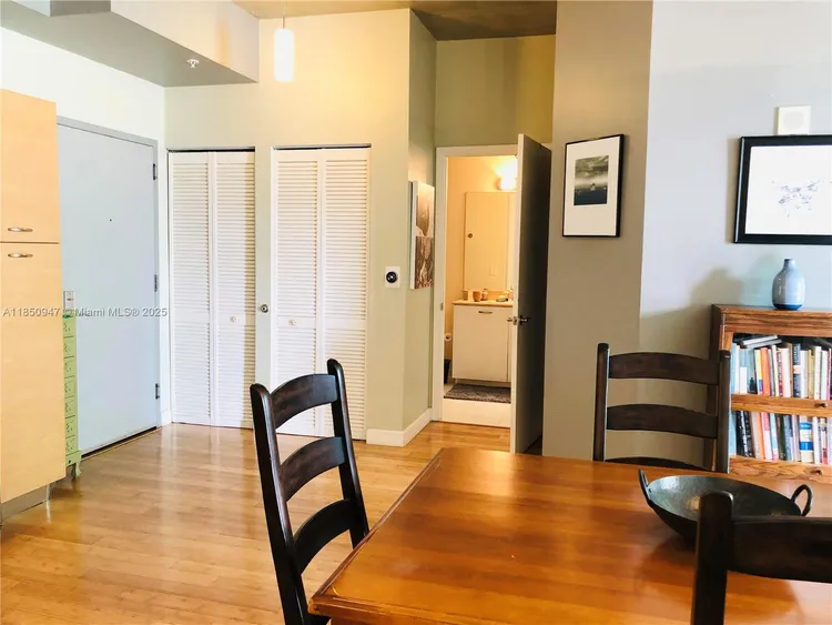 Uptown Lofts #808 image #21