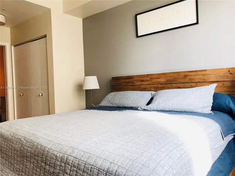 Uptown Lofts #808 image #27