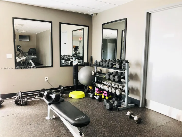 Uptown Lofts #808 image #34