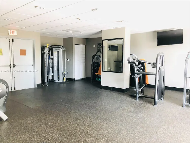 Uptown Lofts #808 image #35