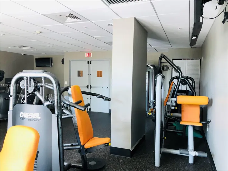 Uptown Lofts #808 image #38