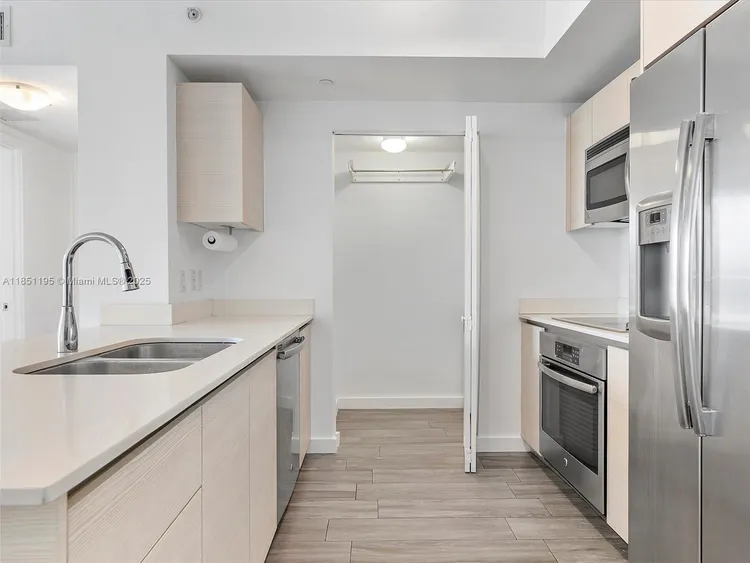 Baltus House #1416 image #20