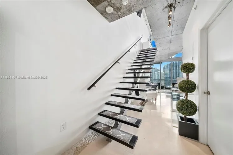 Neo Vertika #PHII04 image #8