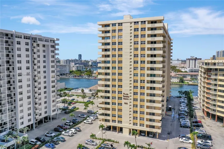 Plaza Towers North #511 image #22