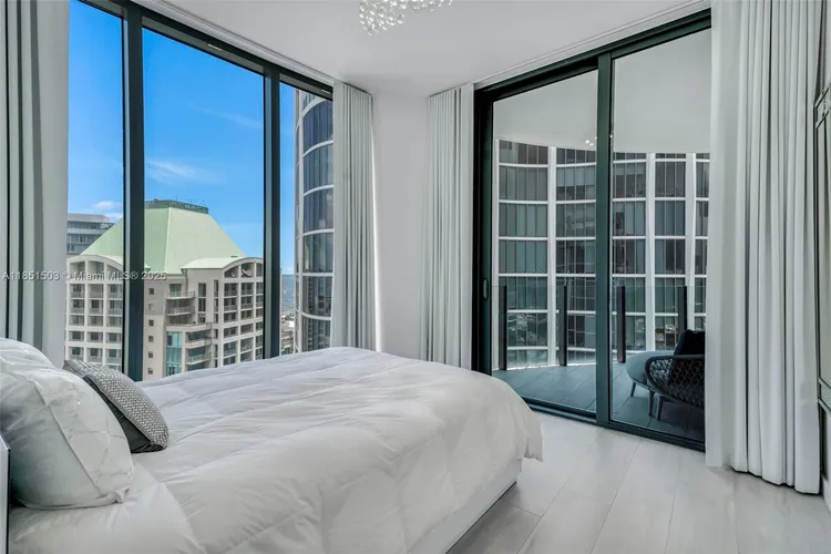 Park Grove Club Residences #2204 image #11