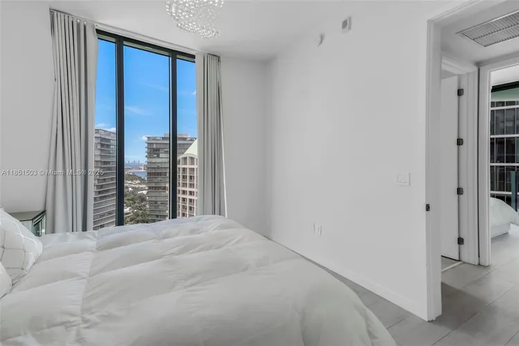 Park Grove Club Residences #2204 image #13