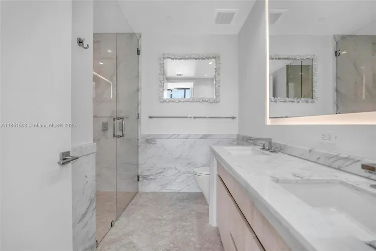 Park Grove Club Residences #2204 image #14