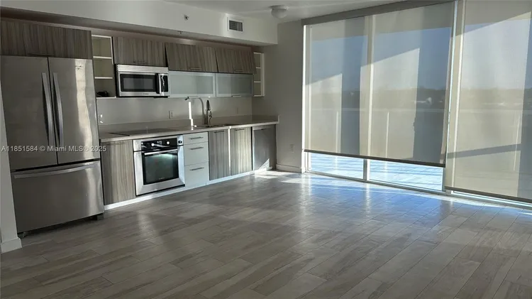 Eden House #707 image #16