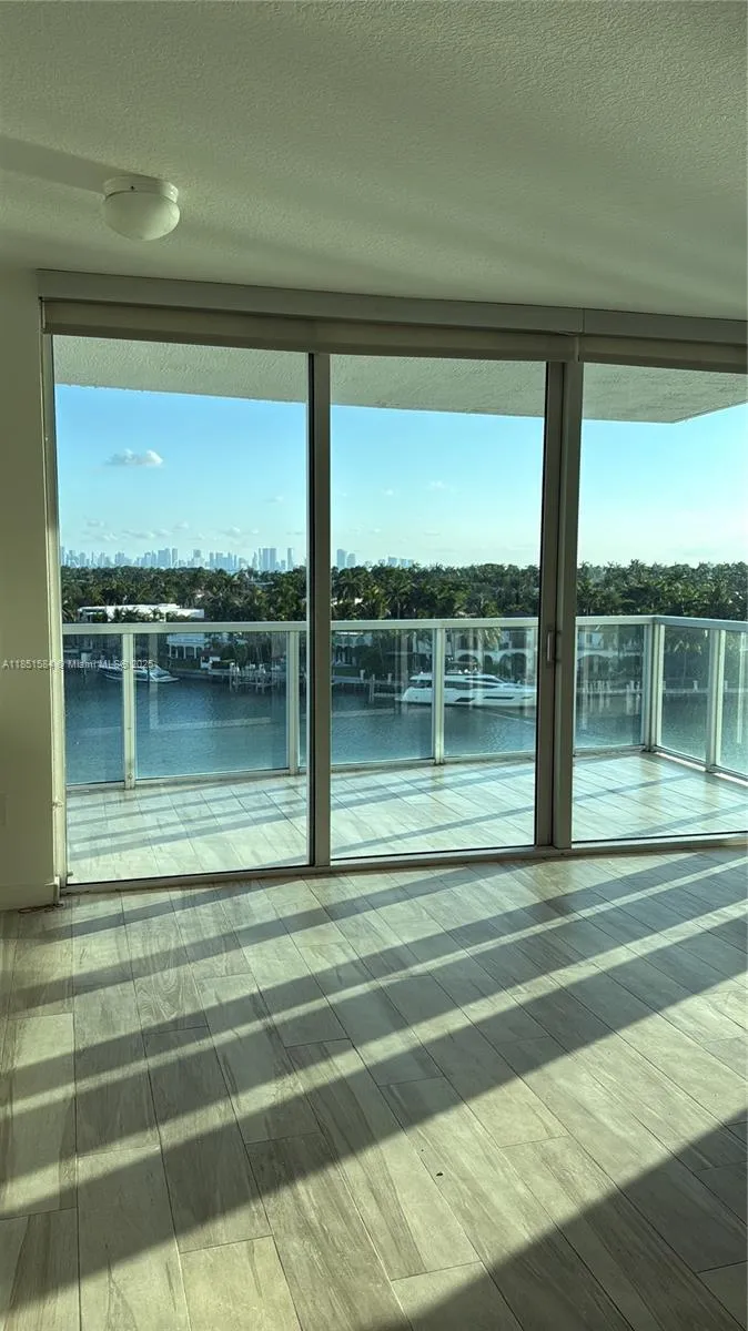 Eden House #707 image #19