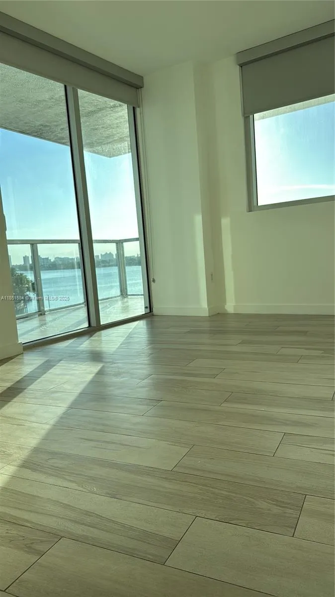 Eden House #707 image #27