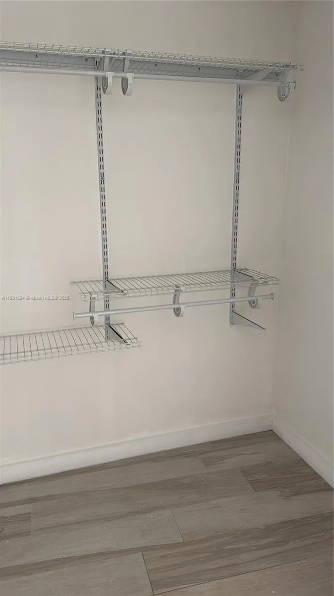 Eden House #707 image #32