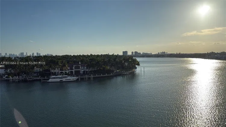 Eden House #707 image #38