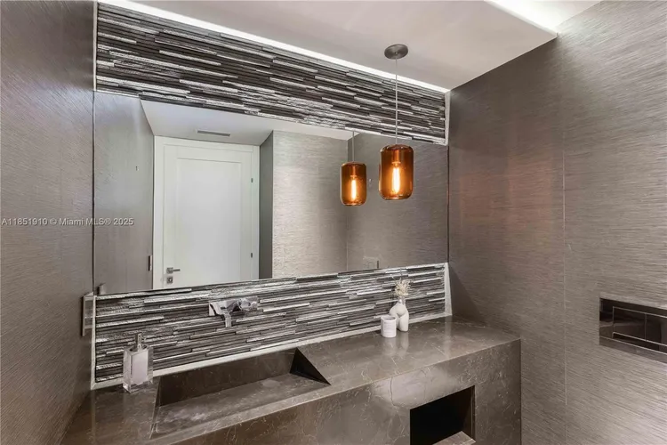 Jade Brickell #909 image #11