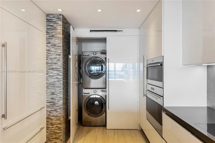 Jade Brickell #909 image #17