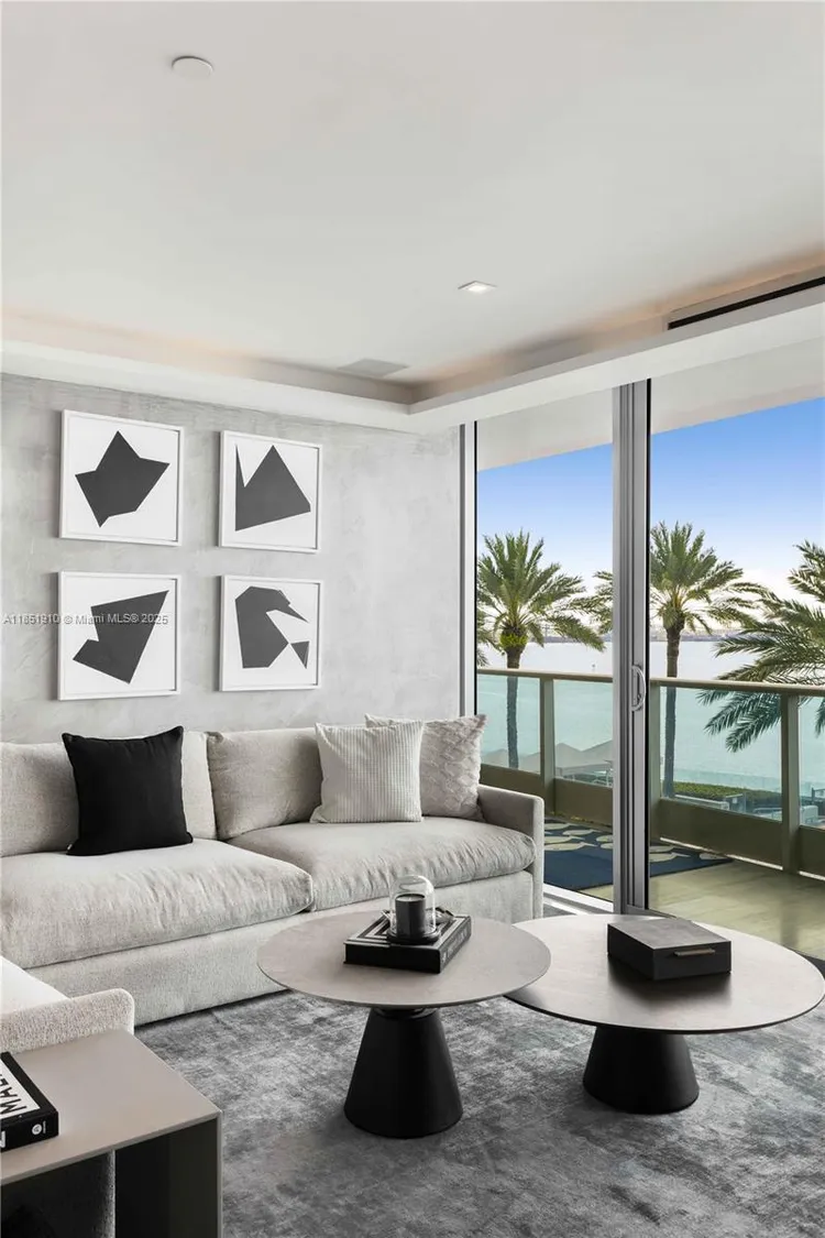 Jade Brickell #909 image #24