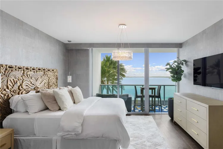 Jade Brickell #909 image #27